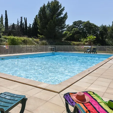 Hotel Comfort Six-fours 3*